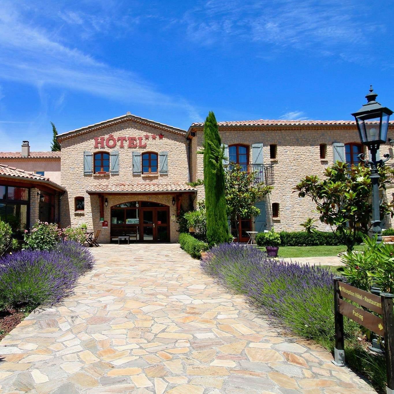 Logis Hotel Restaurant Le Mas De Mon Pere Saint-Jean-le-Centenier Exterior foto