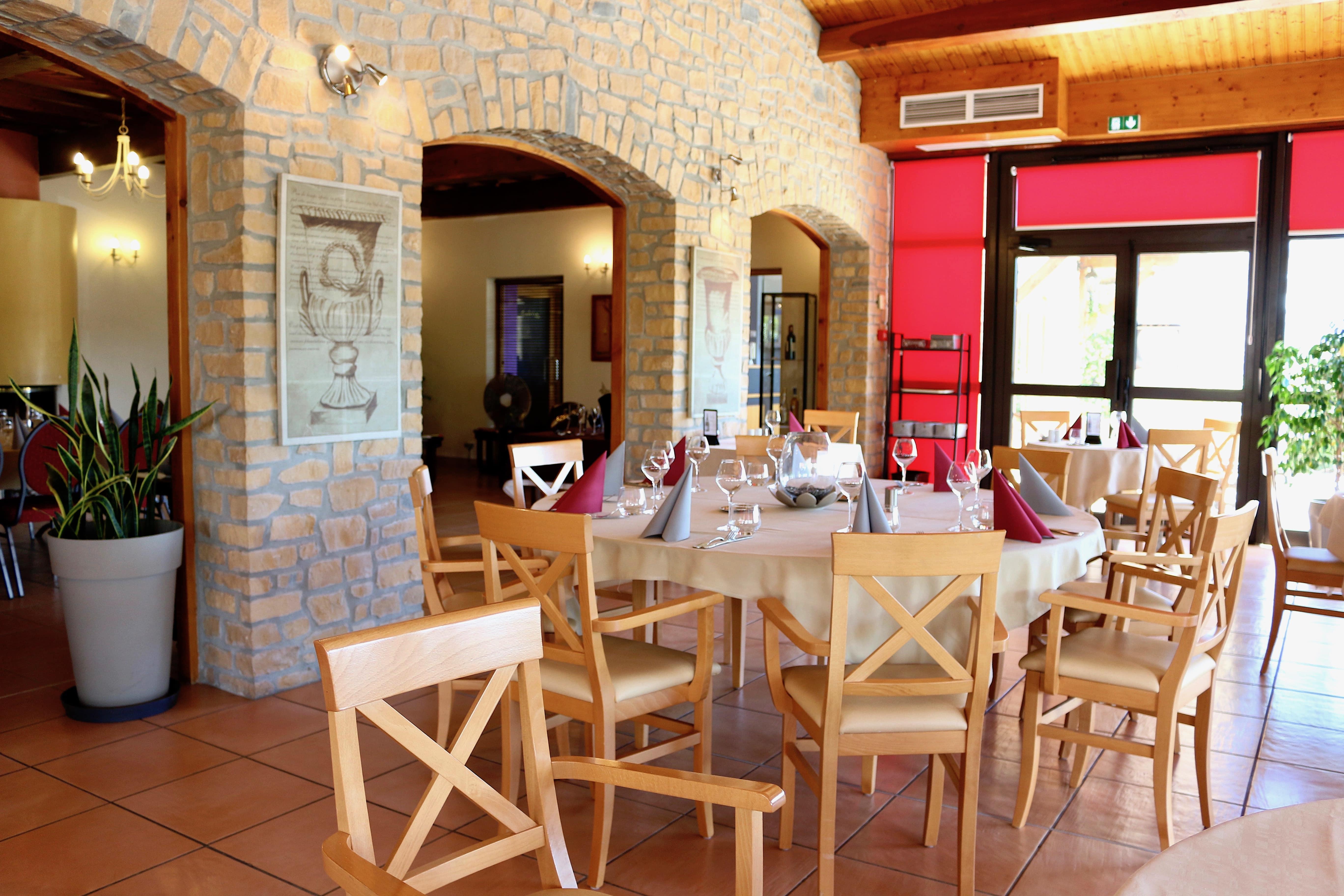 Logis Hotel Restaurant Le Mas De Mon Pere Saint-Jean-le-Centenier Exterior foto