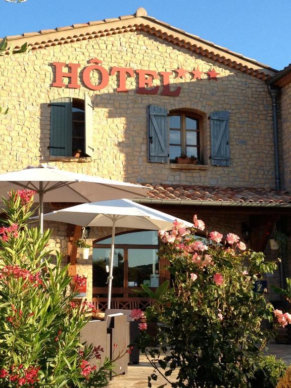 Logis Hotel Restaurant Le Mas De Mon Pere Saint-Jean-le-Centenier Exterior foto