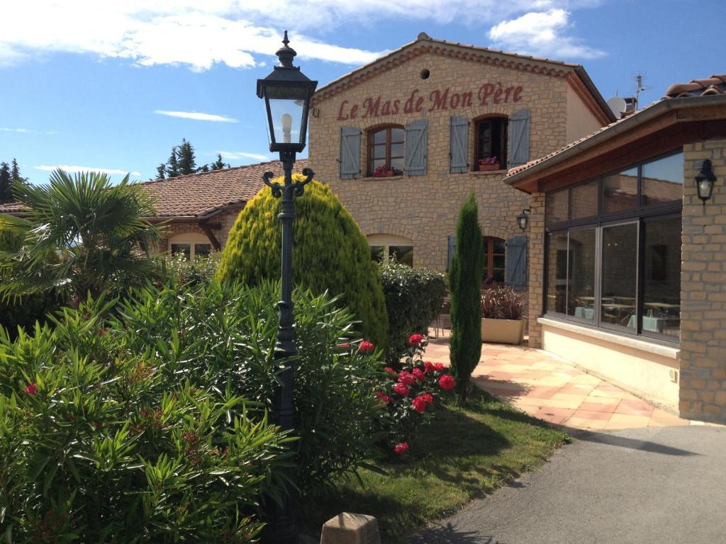Logis Hotel Restaurant Le Mas De Mon Pere Saint-Jean-le-Centenier Exterior foto