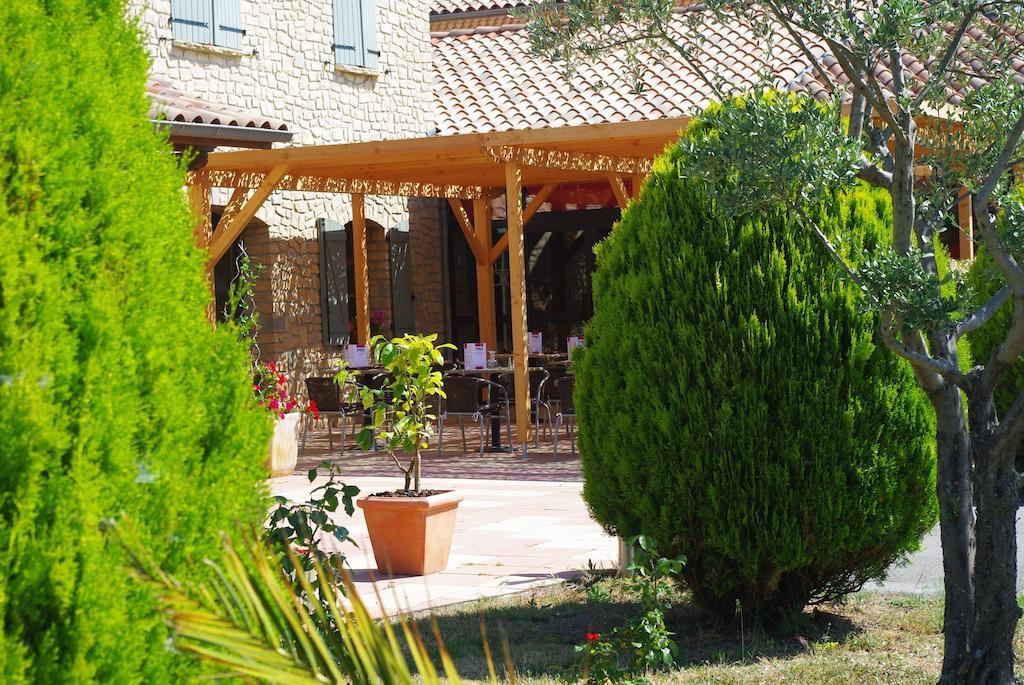 Logis Hotel Restaurant Le Mas De Mon Pere Saint-Jean-le-Centenier Exterior foto